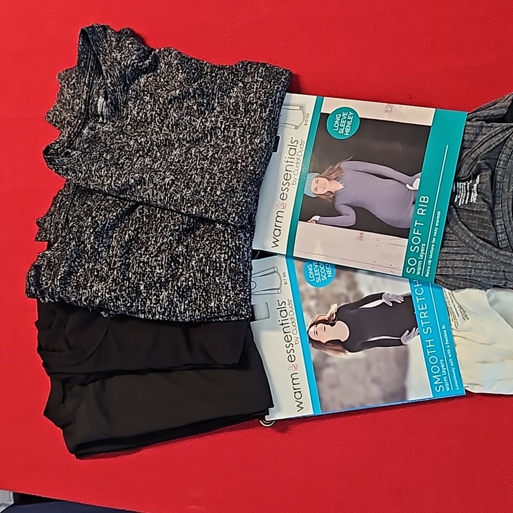 WARM ESSENTIALS Cuddlduds 6 pcs. black gray white long sleeve Sm. New +
